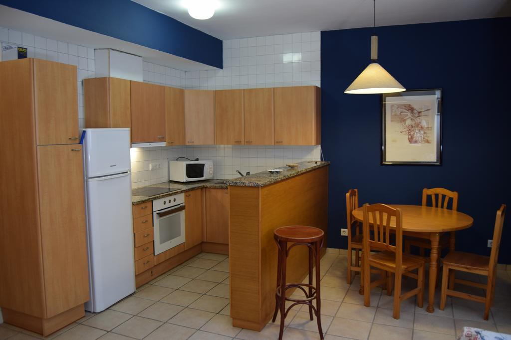 סנט מרטי ד'אמפורייס Apartaments Bizanti מראה חיצוני תמונה